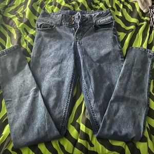 Stretchy blackheart skinny blue jeans